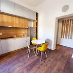 Luxury 2 Apartamento