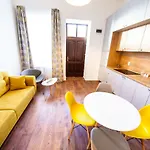 Luxury 2 קלוז'-נאפוקה