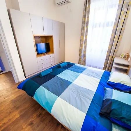 Luxury 2 Apartment